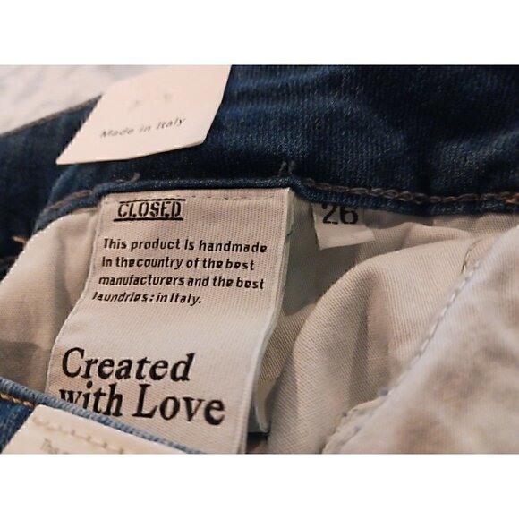 Closed Baker Mid-Rise Distressed Jeans in Mid Blue/NWT, Size 26 (2) - Picture 5 of 6